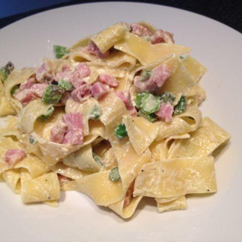 CARBONARA S ŠPARGLJI